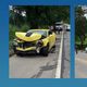 Imagem - Acidente com Camaro amarelo deixa mulher ferida em Colatina