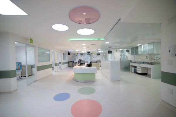 UTI Neonatal e Pediátrica 