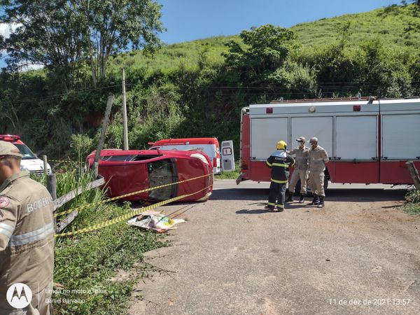 Acidente deixa uma pessoa morta e três feridas na BR 482, em Cachoeiro de Itapemirim 