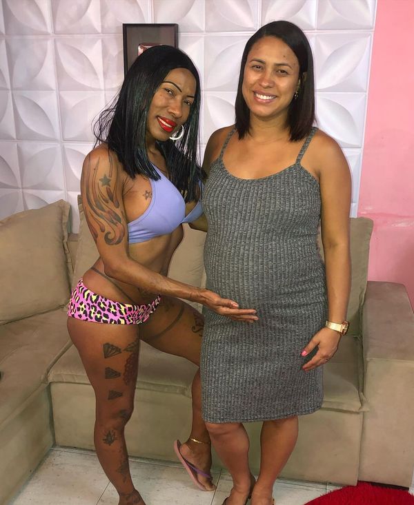 Nas redes sociais, Inês Brasil comemorou, ao lado da filha, a chegada de um novo neto