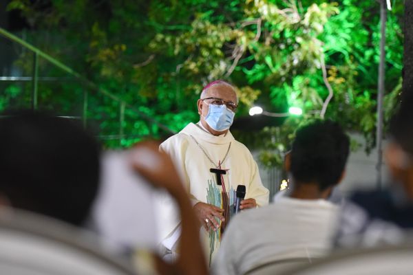 Ceia de Natal com pessoas em situação de rua por Fernando Madeira