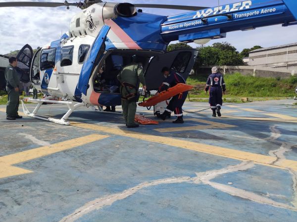 Vítimas de acidente de bicicleta em Venda Nova do Imigrante foram socorridas pelo Notaer por Divulgação/Notaer