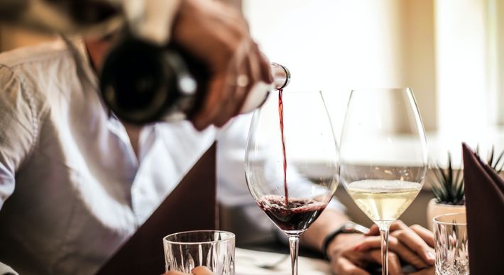 Seja para combinar com um jantar especial ou dar de presente, um bom vinho é sempre uma boa pedida e com os parceiros do Clube A Gazeta fica fácil escolher o tipo ideal