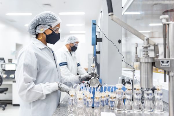 O Boticário, um dos maiores conglomerados de beleza do mundo, criou o Centro de Pesquisa do Olfato, área dedicada ao estudo do sentido; O objetivo é fomentar e difundir conhecimento em torno do tema.