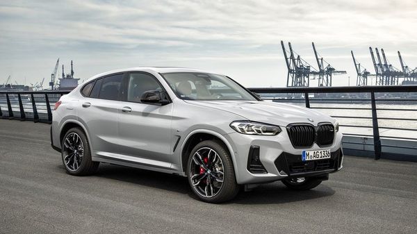 BMW anunciou que o modelo X4 M40i vai ser produzido no Brasil.
