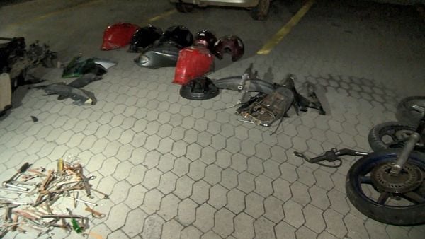 Peças de motos roubadas ou furtadas foram encontradas em local irregular em Vila Velha