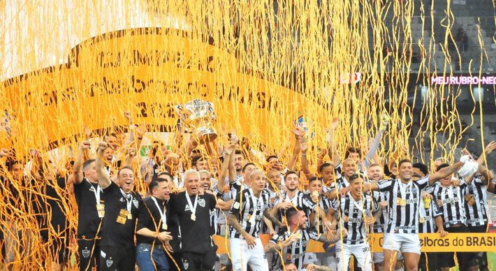 A conquista desta quarta-feira (15) se soma aos títulos do Campeonato Mineiro e do Brasileirão. Com isso, o Galo garante a tríplice coroa na temporada 2021