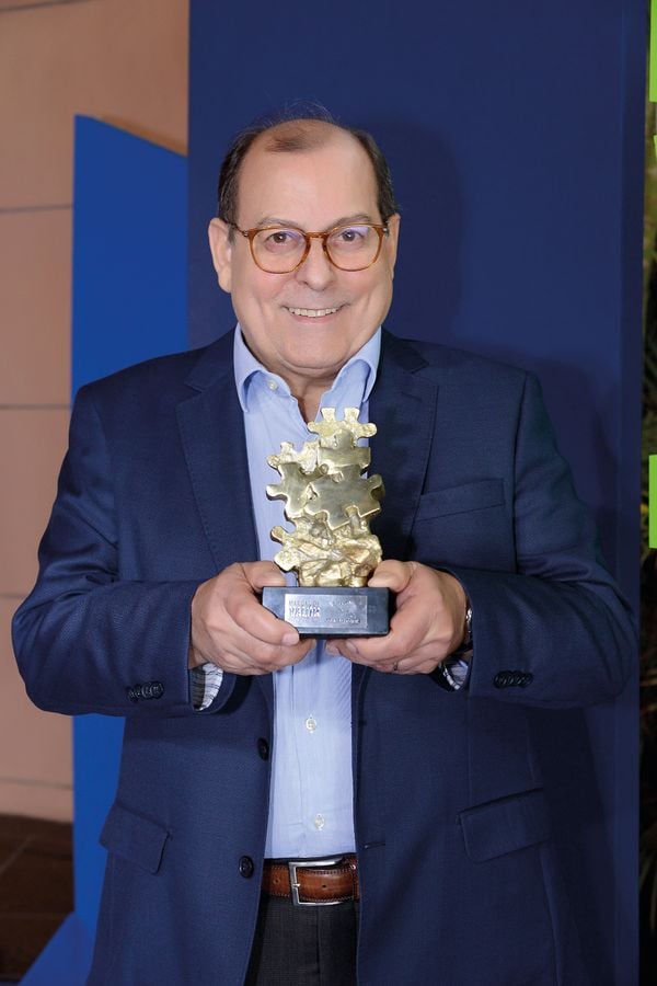 Prêmio Marcas de Valor 2021 - Getúlio Gomes de Azevedo - Óticas Paris por Cloves Louzada
