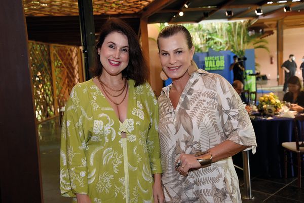 Renata Rasseli e Monica Zorzanelli por Cloves e Arthur Louzada