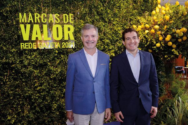 Vilmar Abreu e João Brito Martins por Cloves e Arthur Louzada