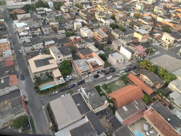 Imagens aéreas mostram o bairro Guaranhuns, em Vila Velha, onde um dos suspeitos do homicídio de Cabeção foi preso 