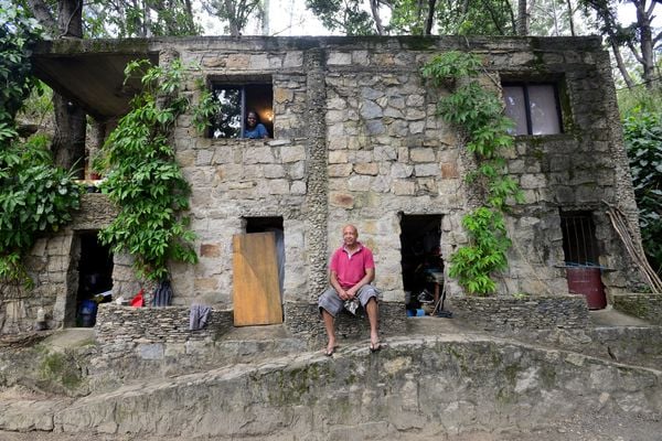 Casa no Penedo, onde Agnaldo Moura vive há 45 anos