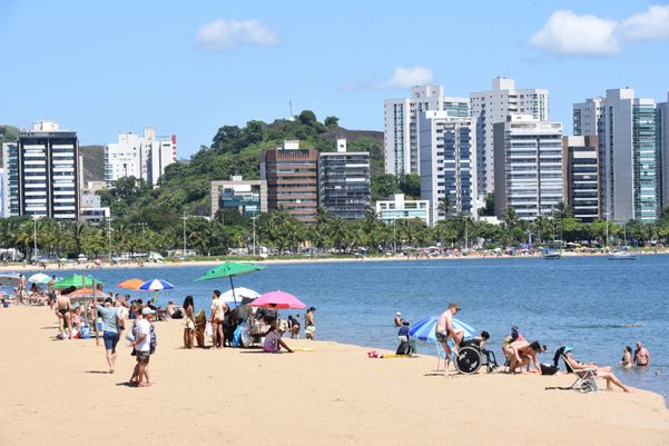 Praia da Curva da Jurema, Vitória por Carlos Alberto Silva