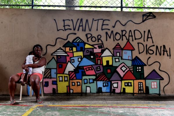  Ocupação Chico Prego - Justiça dá 10 dias para famílias sem casa desocuparem escola desativada Jacinta Soares de Souza Lima, no Romão, em Vitória 