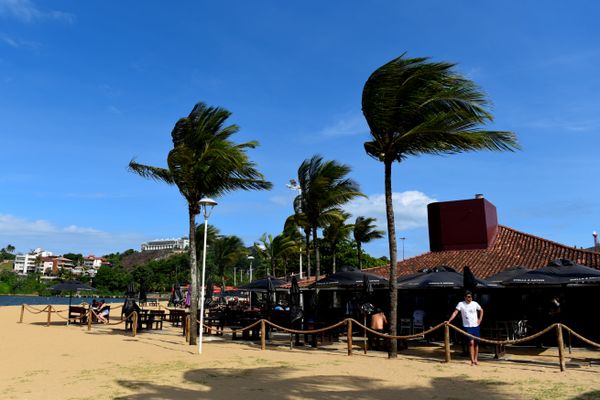 Quiosques na Curva da Jurema por Fernando Madeira