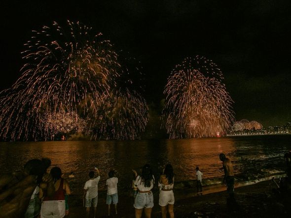 Queima de fogos em Vila Velha no Réveillon 2022 por Adessandro Reis/Divulgação PMVV