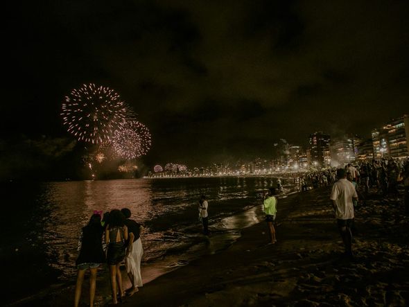 Queima de fogos em Vila Velha no Réveillon 2022 por Adessandro Reis/Divulgação PMVV