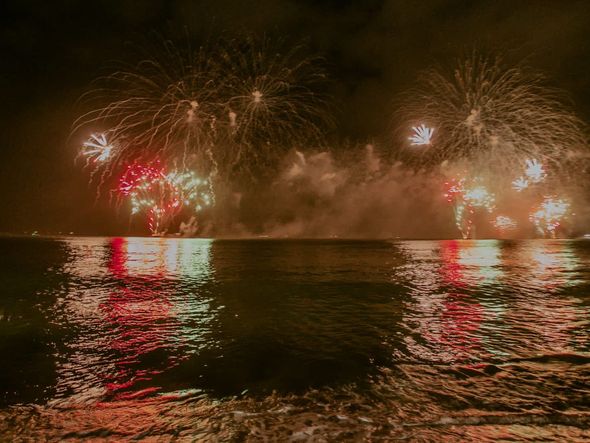 Queima de fogos em Vila Velha no Réveillon 2022 por Adessandro Reis/Divulgação PMVV