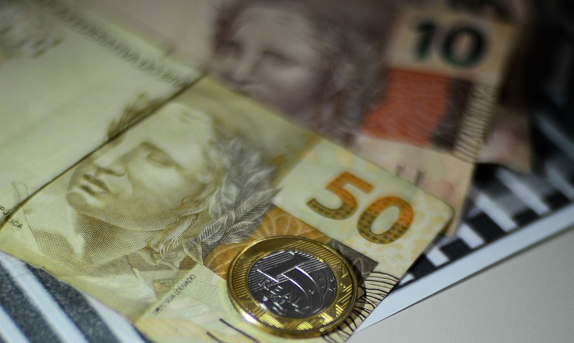 Tributo acompanha salário mínimo, que subiu para R$ 1.412 neste ano; DAS-MEI vence nesta terça (20)
