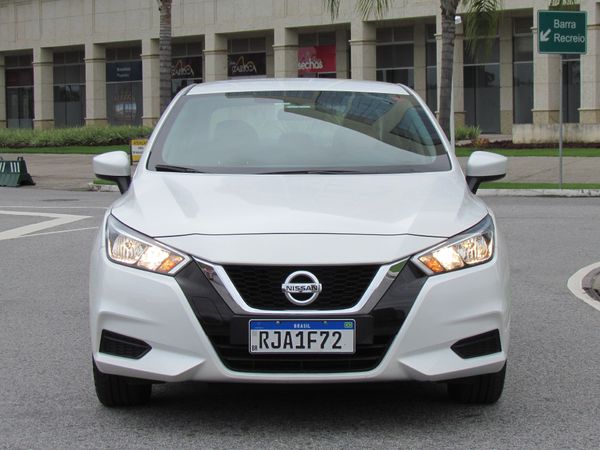 Nissan Versa Sense