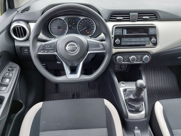 Nissan Versa Sense