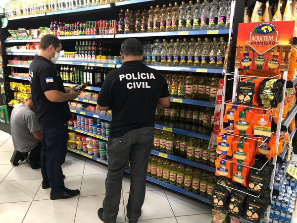 Operação apreende 240 garrafas de azeite adulterado no Espírito Santo por Divulgação/SESP