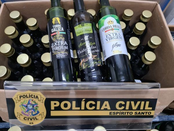 Operação apreende 240 garrafas de azeite adulterado no Espírito Santo por Divulgação/SESP