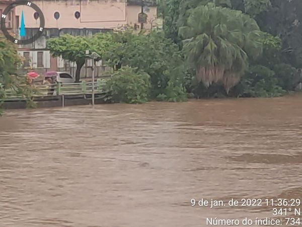 Chuva provoca alagamentos em Bom Jesus do Norte por Defesa Civil de Bom Jesus do Norte