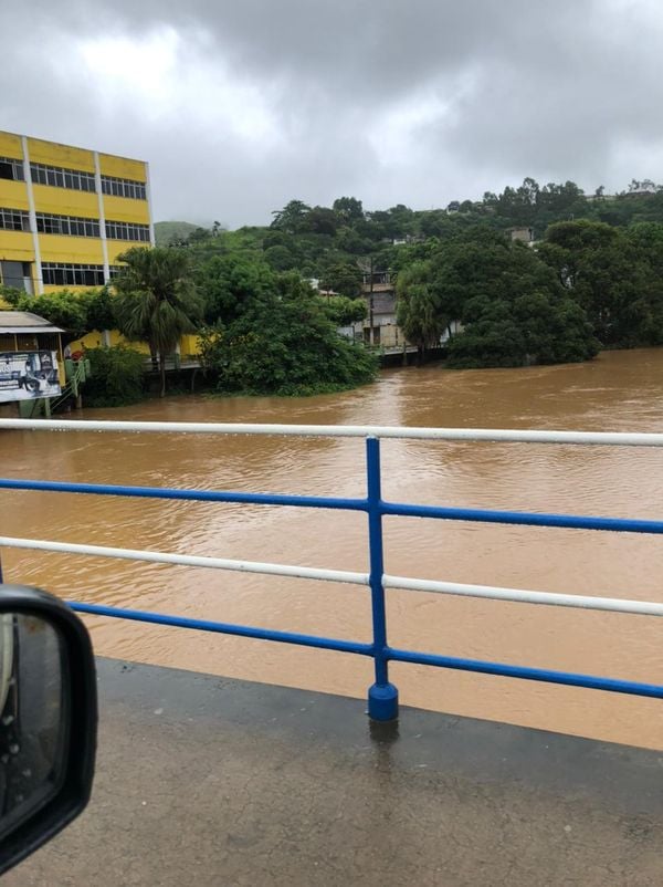 Chuva provoca alagamentos em Bom Jesus do Norte por Defesa Civil de Bom Jesus do Norte