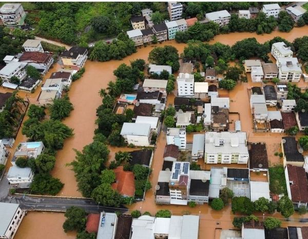 Rio transborda e deixa 283 pessoas desalojadas em Castelo