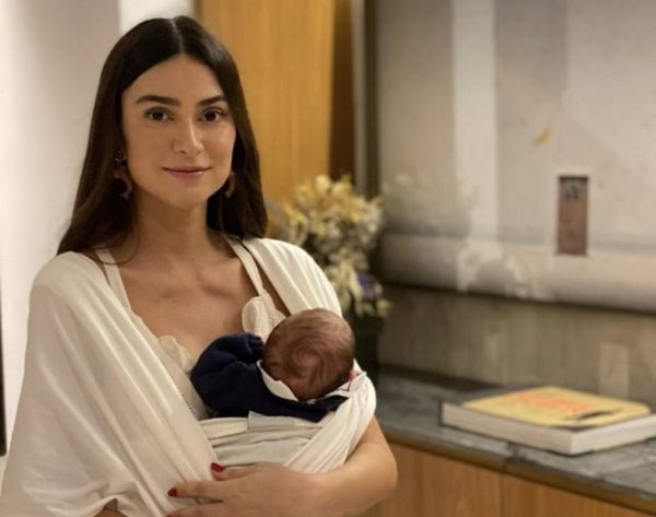 A atriz Thaila Ayala fala sobre maternidade real nas redes sociais  