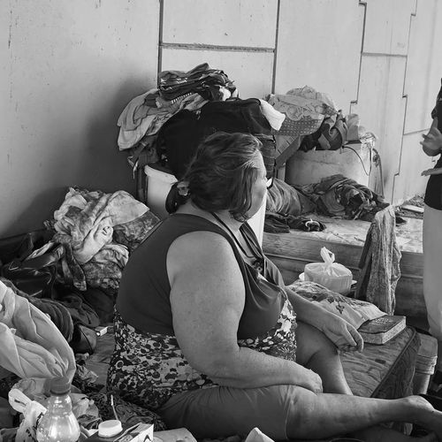 Drama de cadeirante em viaduto de Cariacica é parte de um problema maior no país