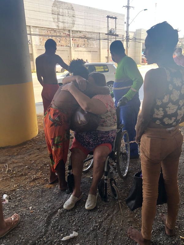 Cadeirante recebe aluguel social e é retirada de viaduto por Prefeitura de Cariacica