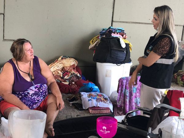 Cadeirante recebe aluguel social e é retirada de viaduto por Prefeitura de Cariacica