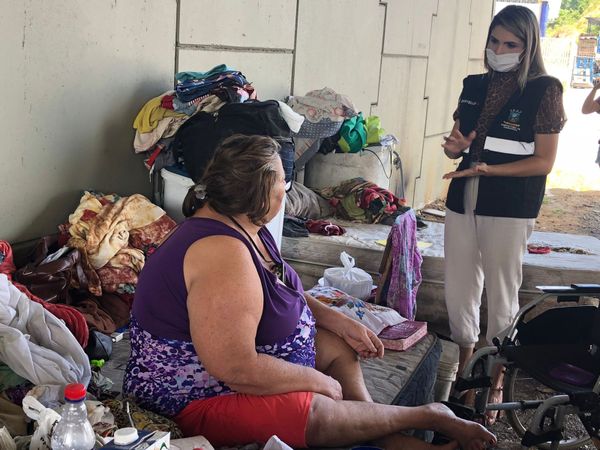 Cadeirante recebe aluguel social e é retirada de viaduto por Prefeitura de Cariacica