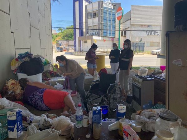 Cadeirante recebe aluguel social e é retirada de viaduto por Prefeitura de Cariacica