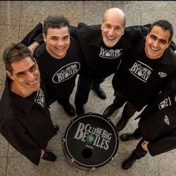 A banda "Clube Big Beatles" fará apresentação direto de um telhado em Vitória