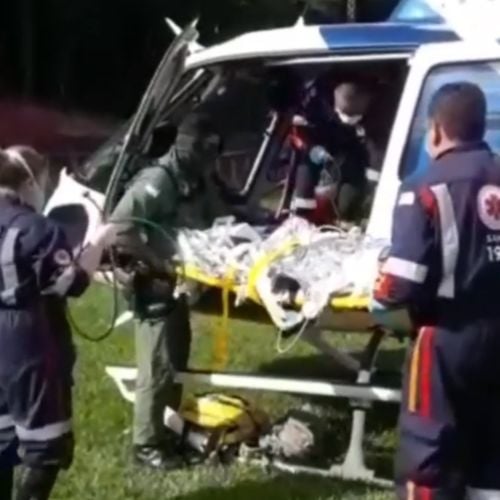 Felipe da Silva Domingos, 17 anos, chegou a ser socorrido, mas morreu no hospital. Um dos feridos, de 12 anos, foi transferido de helicóptero para unidade na Grande Vitória