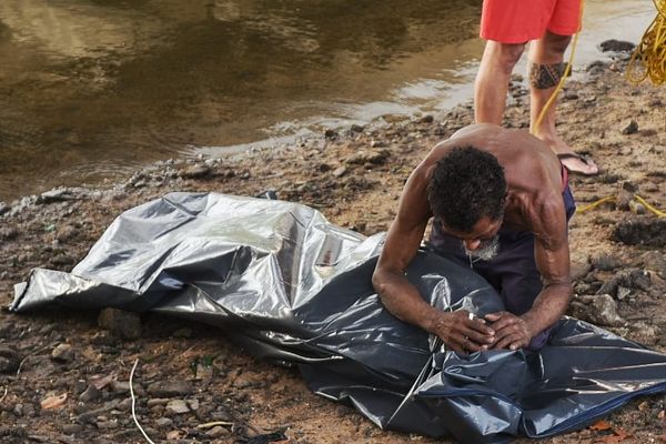 Após horas de buscas na água, Bombeiros encontraram o corpo de um homem perto da Ponte da Passagem, em Vitória por Fernando Madeira