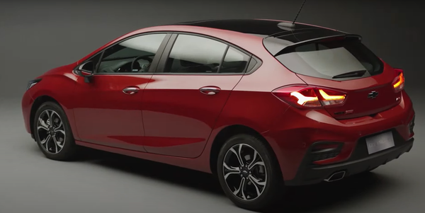 Versão hatch do Chevrolet Cruze agora será RS