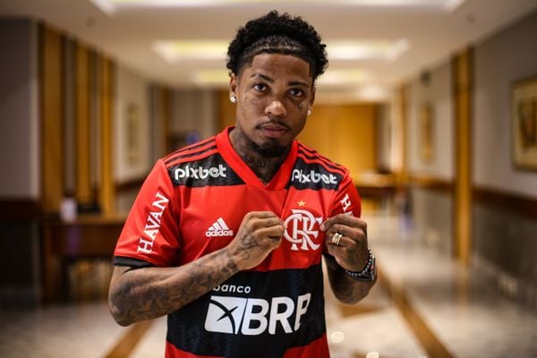 Atleta rescindiu o contrato com o Rubro-Negro Carioca e se pronunciou em suas redes sociais na última terça-feira (19): ''Atitude imatura e infantil'