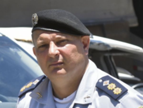 tenente-coronel Cristian Félix Tomé, da PMES, acusado de agredir um policial