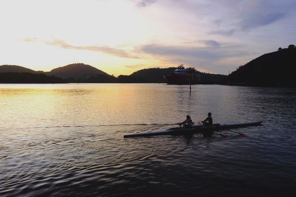 Amanhecer na Avenida Beira-Mar, em Vitória por Fernando Madeira
