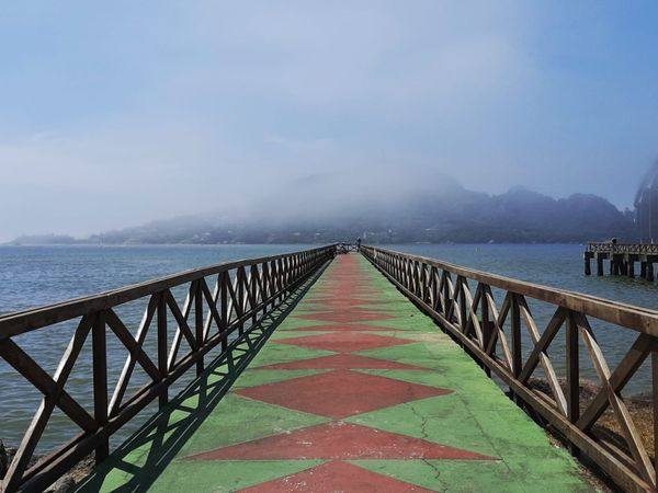 Imagens mostram a neblina encobrindo parte da paisagem na Grande Vitória por Fernando Madeira