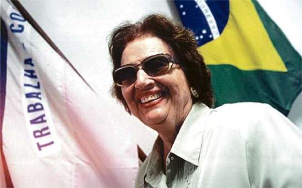 Anna Bernardes da Silveira Rocha, terceira ocupante da cadeira 10 na AEL