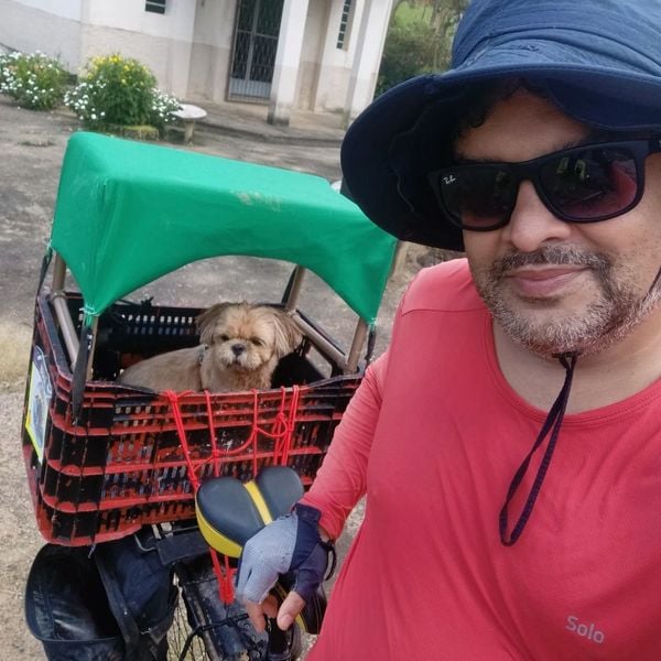 Jornada pelo mundo terá a companhia do pet Roque por Reprodução/ Instagram @horizonteflexiveloficial