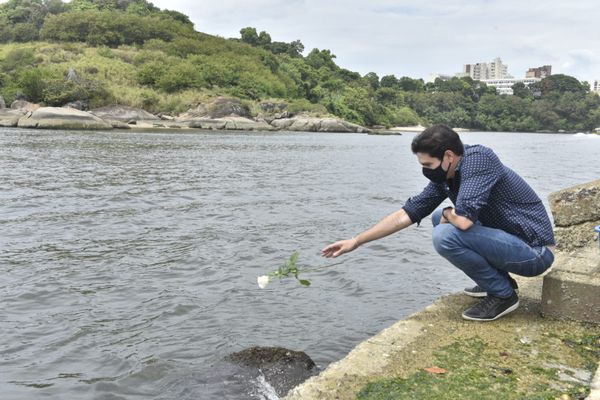 Homenagens à Iemanjá em Vitória, ES  por Ricardo Medeiros