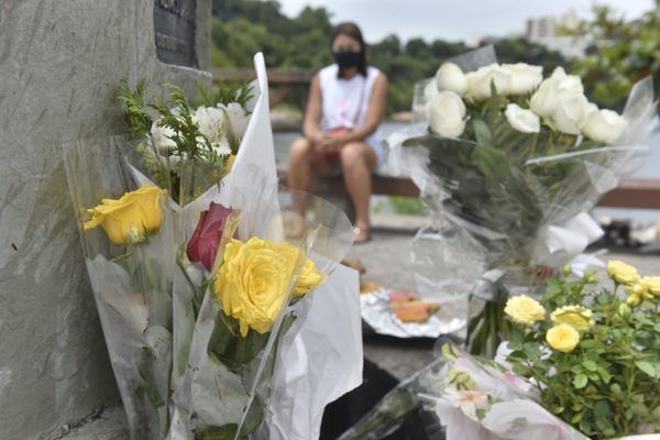 Homenagens à Iemanjá em Vitória, ES  por Ricardo Medeiros