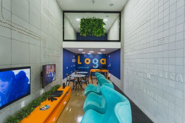 Experimentar a internet antes mesmo de instalá-la na sua casa. A primeira loja com esse conceito no Brasil é a Loja de Experiência em Internet da Loga