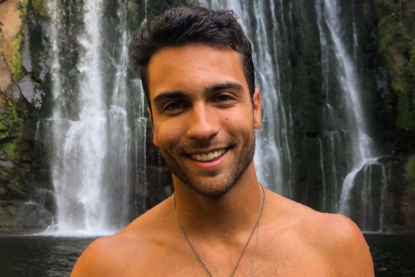Jogador de vôlei de praia, Vinicius Freitas postou o 'date' com a pop star nas redes sociais. Na ocasião, o rapaz ainda revelou estar solteiro